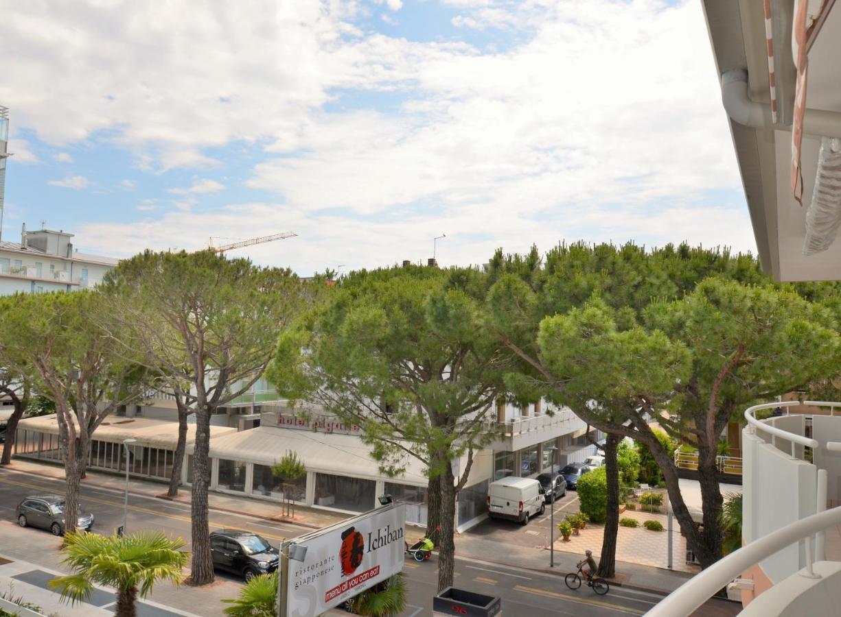 Ferienwohnung Magica Immobiliare - Doge 22 Lido di Jesolo Exterior foto